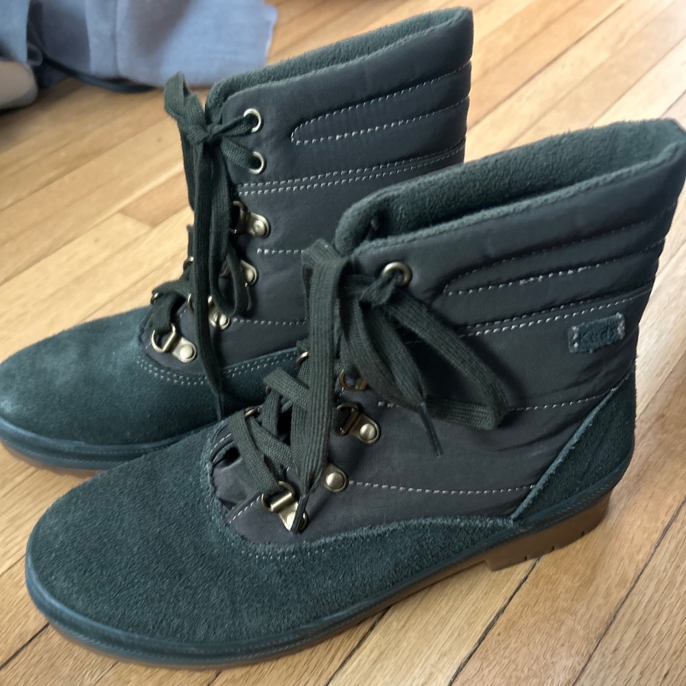 Olive Green Keds- size 7